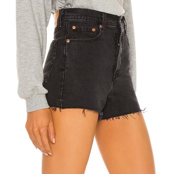 Levi's Premium Ribcage Shorts (Sz: 29) - Picture 2 of 7